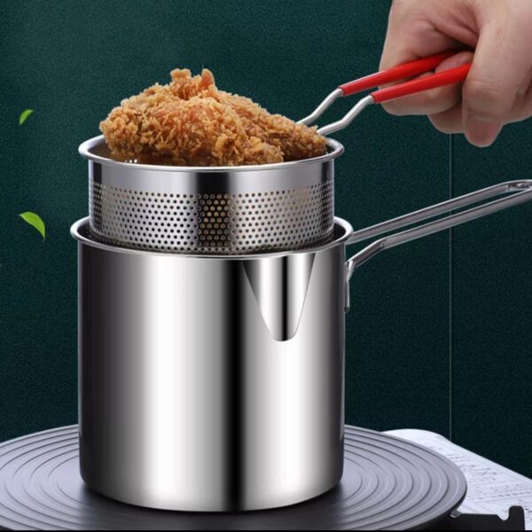 DEEP FRYING POT WITH BASKET
1200 ML