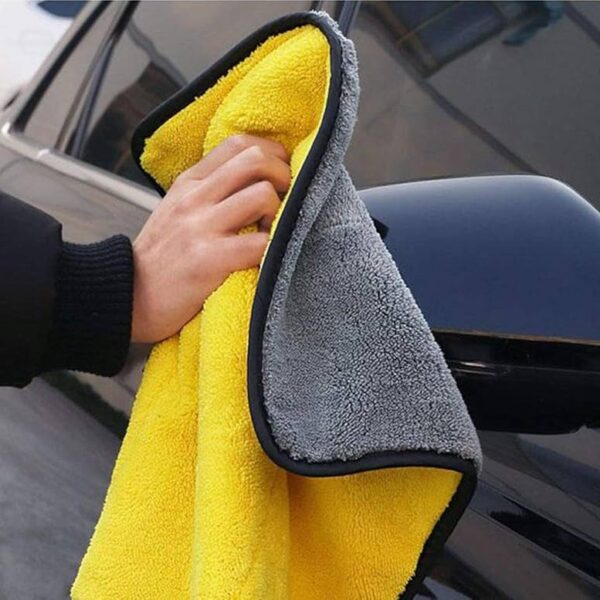 Microfiber car cleaning towel