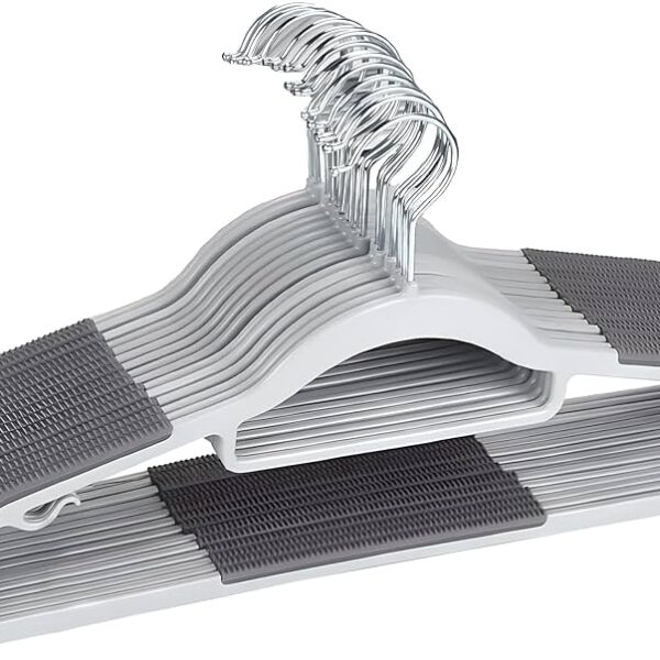 Plastic Cloth
Hangers 20 pcs